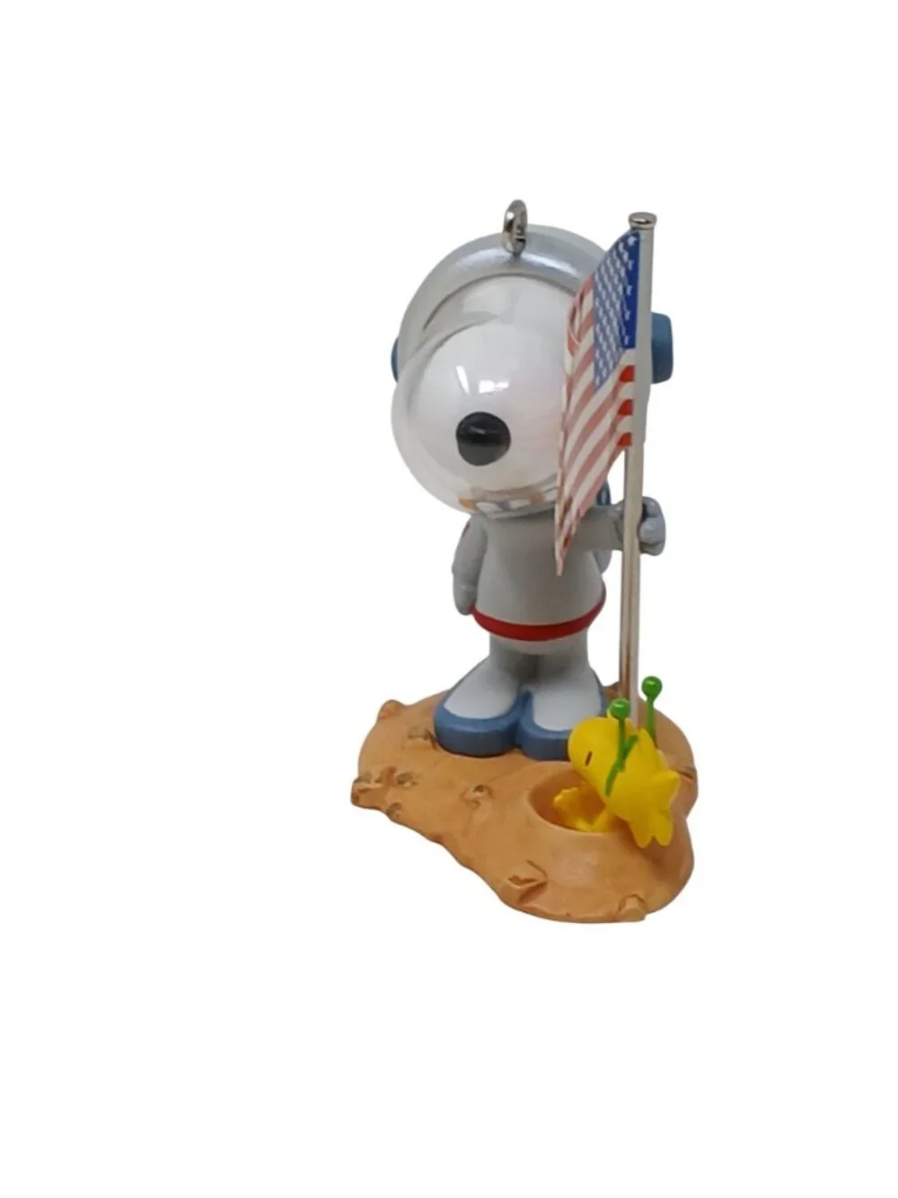 Hallmark Keepsake Spaceman Snoopy Christmas Ornament 2007 Peanuts Woodstock #D19